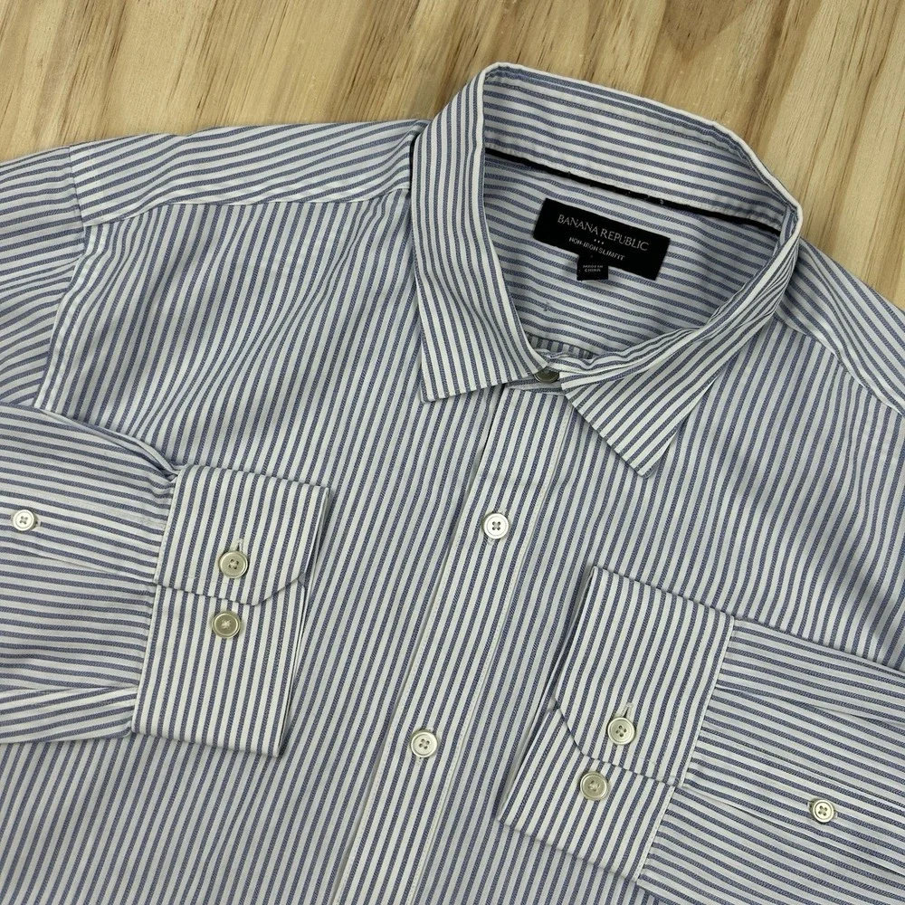 Banana Republic Men's Nine Iron Slim Fit Button Up Shirt Size Large Blue White